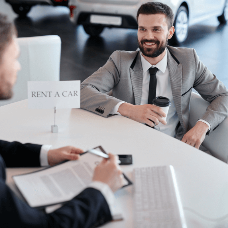 cliente durante preventivo con costi noleggio auto a lungo termine